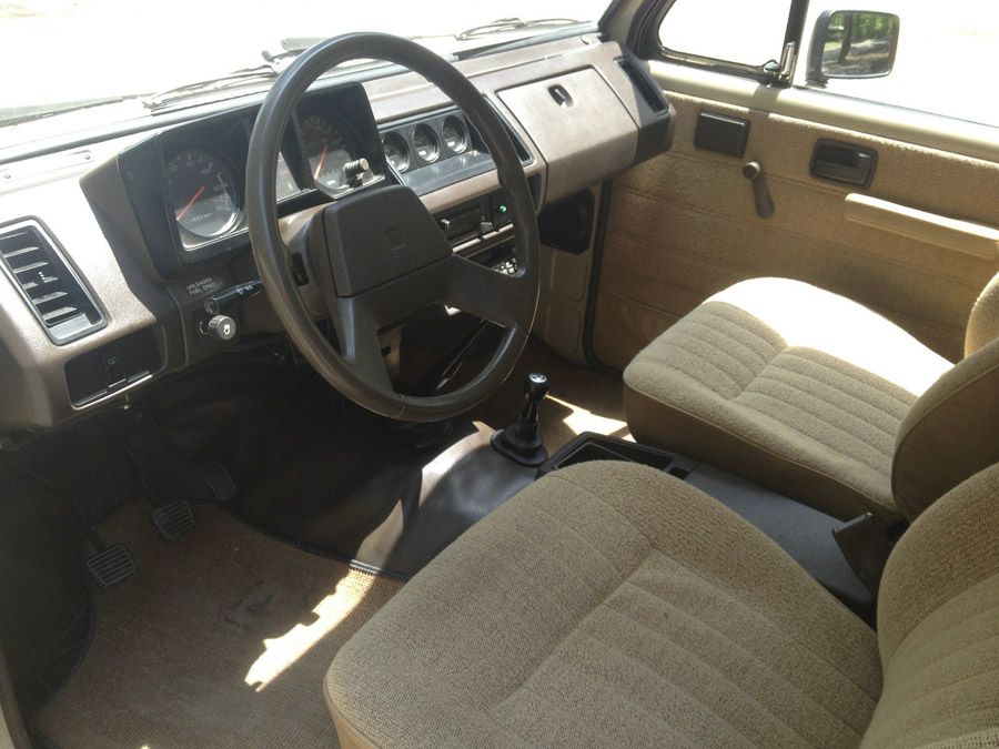 1986-Isuzu-Trooper-07.jpg